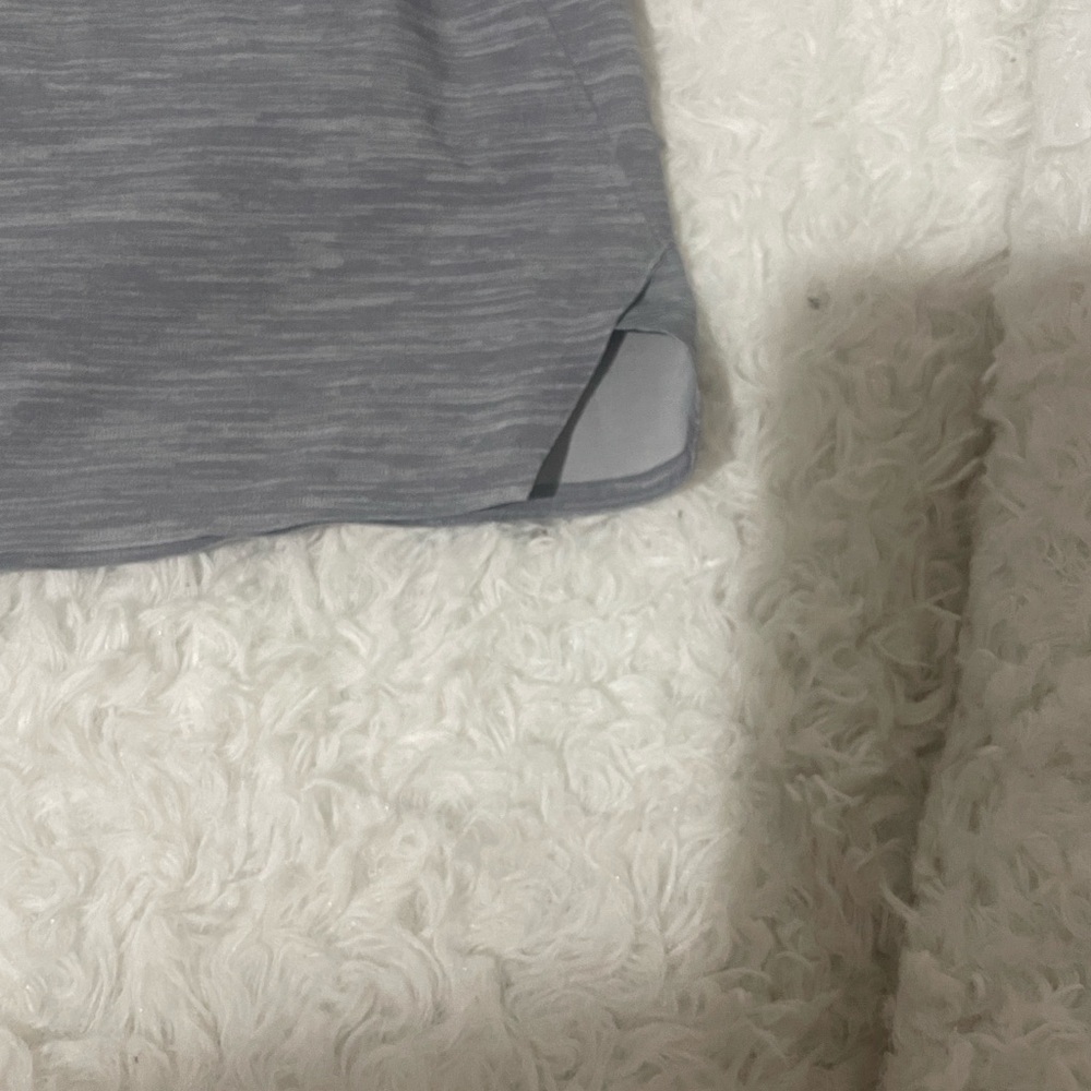 Lululemon Gray men’s Shorts - Picture 9 of 12